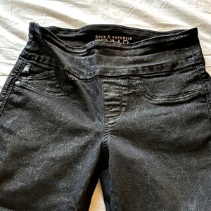 Subtle snake print Jegging